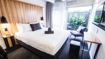 One Bedroom Suite | Premium bedding, in-room safe, cots/infant beds, free WiFi