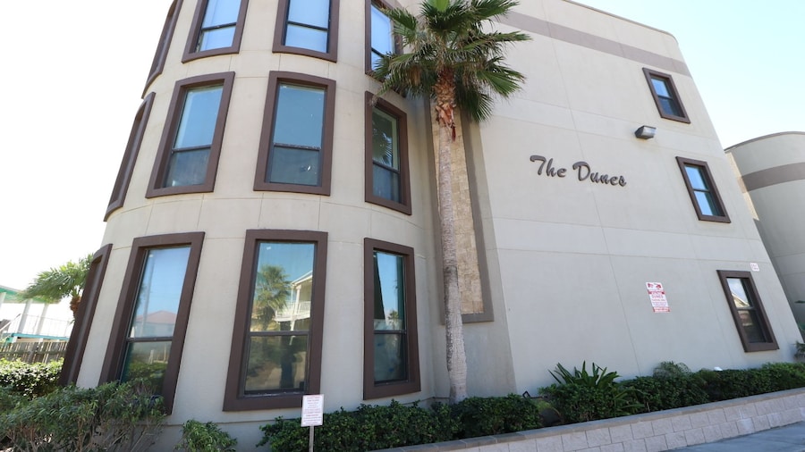 The Dunes Condominiums by Cheap Getaway