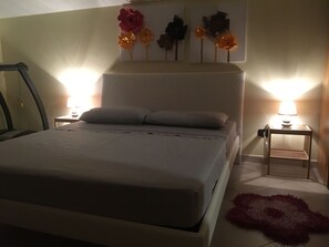 Double Room, Shared Bathroom - Papa Pignatelli (Spinazzola)