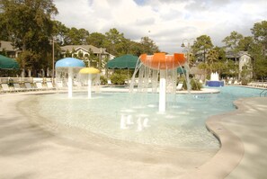 A heated pool - Luxurious 3-br Condo With All The Comforts Of Home In A Beautiful Resort Setting (Hilton Head Island)
