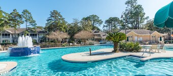 Luxurious 3-br Condo With All The Comforts Of Home In A Beautiful Resort Setting