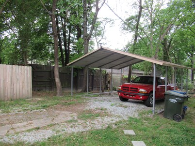 Imani Durham Nest in Oakwood