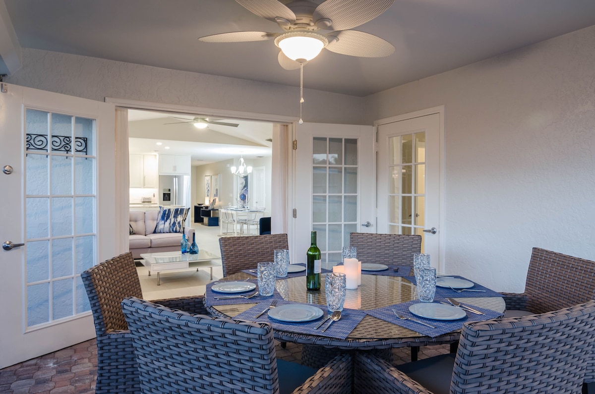 Photo 15 of SUMMER PROMO! Designer House, Heated Pool & Spa, close to beaches, FREE Bikes