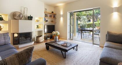 Grande Villa Avec Jardin Dans Village Avec Toutes les Infrastructures de Loisirs