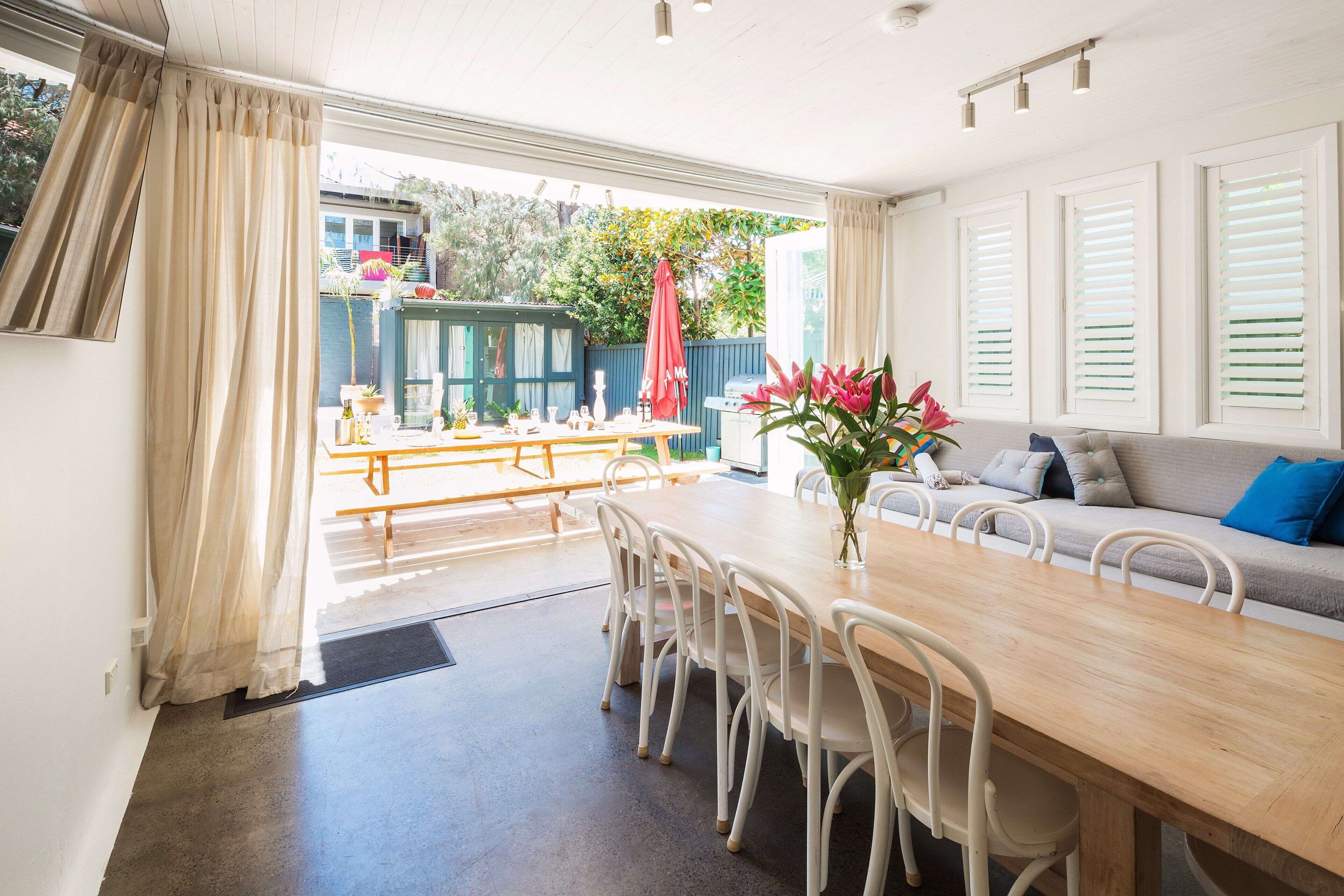 Vila, Beberapa Tempat Tidur | Ruang makan