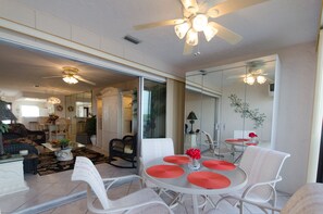 Dining - Million Dollar View Bay Sunrises & Gulf Sunsets-Feb and March open 2025 (Sarasota)