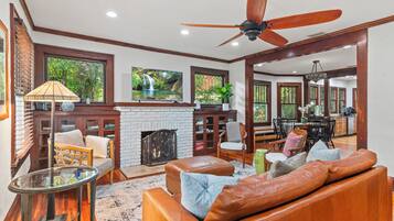 Smart TV, fireplace, DVD player, books