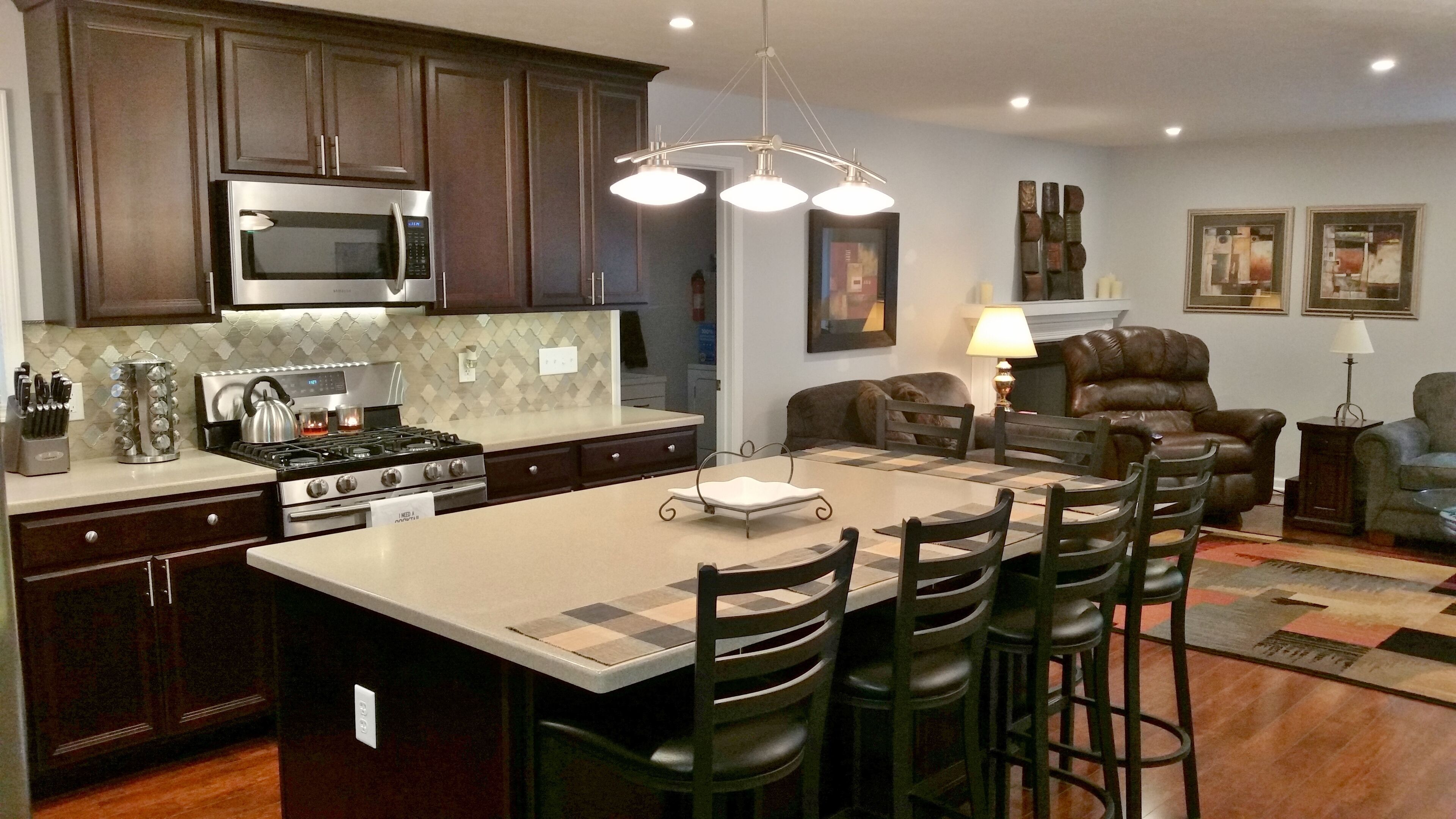 Great northside location, close to everything.  15 min to downtown