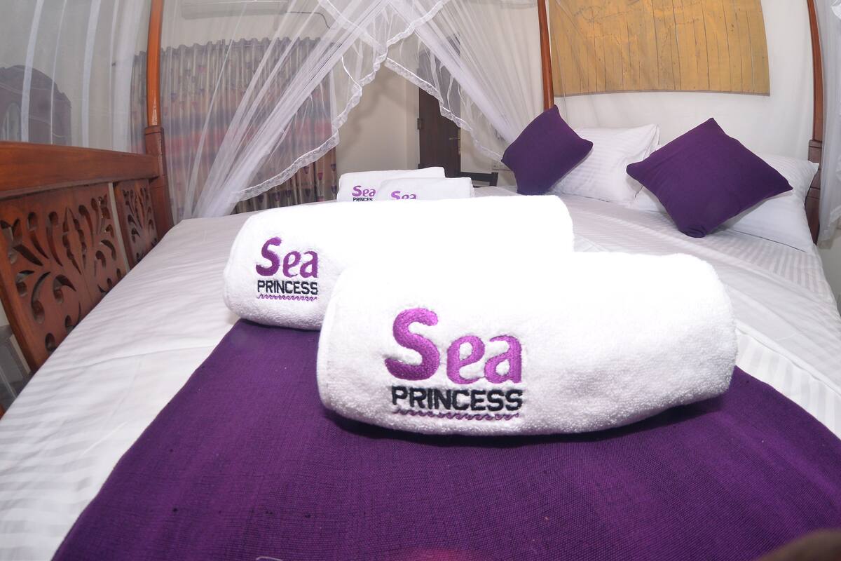 Deluxe Double Room, Balcony | 1 bedroom, premium bedding, free WiFi