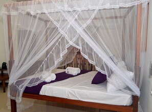 Deluxe Double Room, 1 King Bed | 1 bedroom, premium bedding, free WiFi