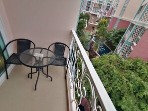 家庭客房, 1 間臥室 | 陽台景觀