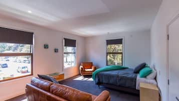 XStudio | 1 bedroom, cots/infant beds, free WiFi