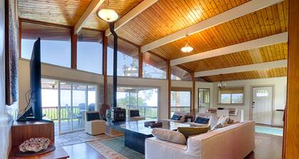 Hale Waiaha Spacious Holualoa Home