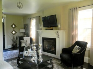 Smart TV, fireplace, video games, DVD player
