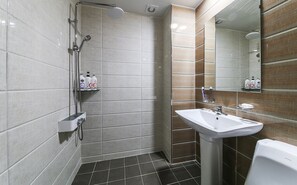 Standard Room | Bathroom | Shower, free toiletries, hair dryer, bathrobes - Soul Motel (Daegu)