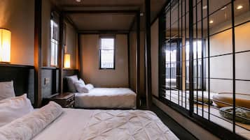 ๋์์ธ ๋น๋ผ, ๊ธ์ฐ, ๋ณ๊ด (Japanese/Western Style Twin Room) | ๊ฐ๊ฐ ๋ค๋ฅธ ์คํ์ผ์ ์ธํ
๋ฆฌ์ด, ๊ฐ๊ฐ ๋ค๋ฅด๊ฒ ๊ฐ๊ตฌ ๋น์น, ์ฑ
์, ๋ฌด๋ฃ WiFi