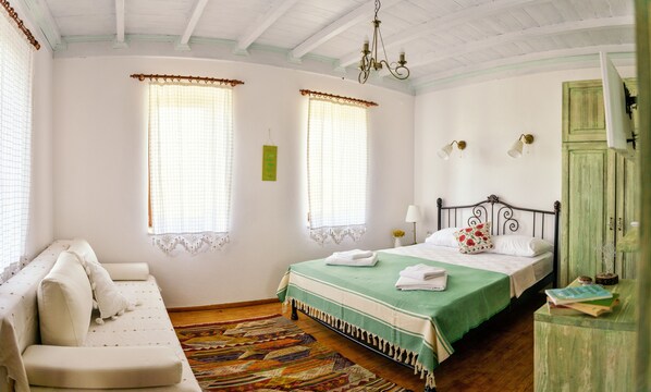 スタンダード ツインルーム | 高級寝具、ミニバー、セーフティボックス (室内)、WiFi (無料)