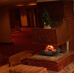 Fireplace - Genc Yazici Hotel Uludag (Bursa)