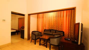 Suite Eksekutif | Area keluarga | TV layar datar