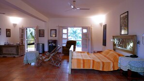 頂級套房 | 迷你吧、折疊床/加床、免費無線上網