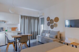 Tempur-Pedic beds, soundproofing, iron/ironing board, free WiFi