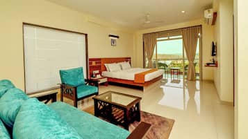 Habitación ejecutiva | Ropa de cama de alta calidad, cortinas opacas, sistema de insonorización