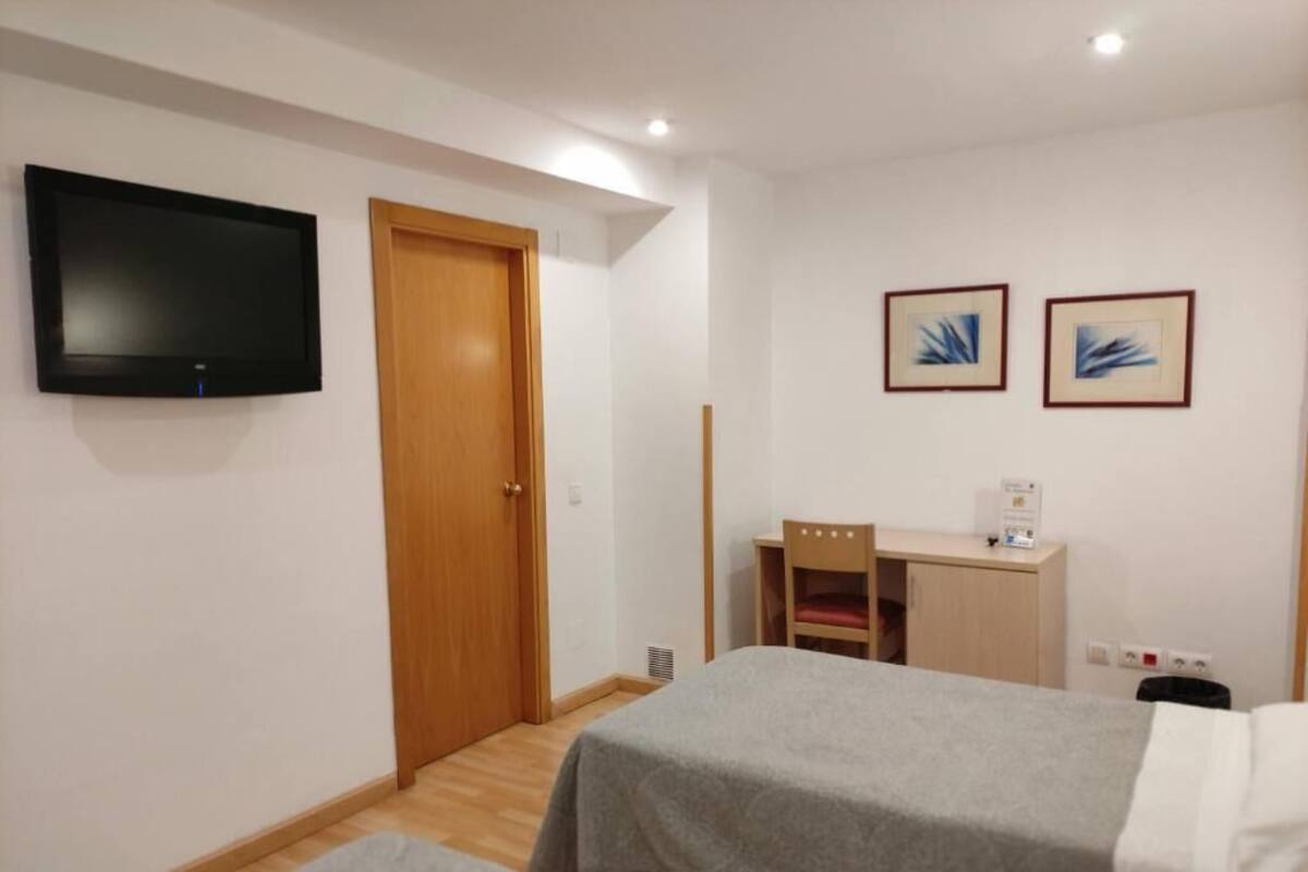 In-room safe, desk, blackout drapes, soundproofing