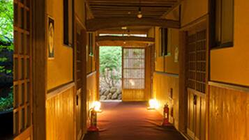 Habitación tradicional (Japanese Style with Shared Bathroom) | Servicios de la habitación