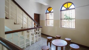 Interior - Ten to Ten Stone Town - Hostel (Zanzibar Town)