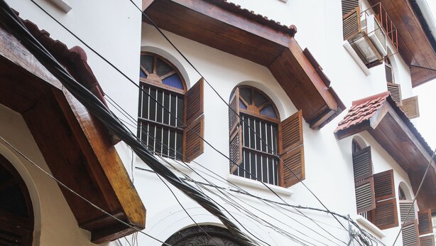 Property entrance - Ten to Ten Stone Town - Hostel (Zanzibar Town)