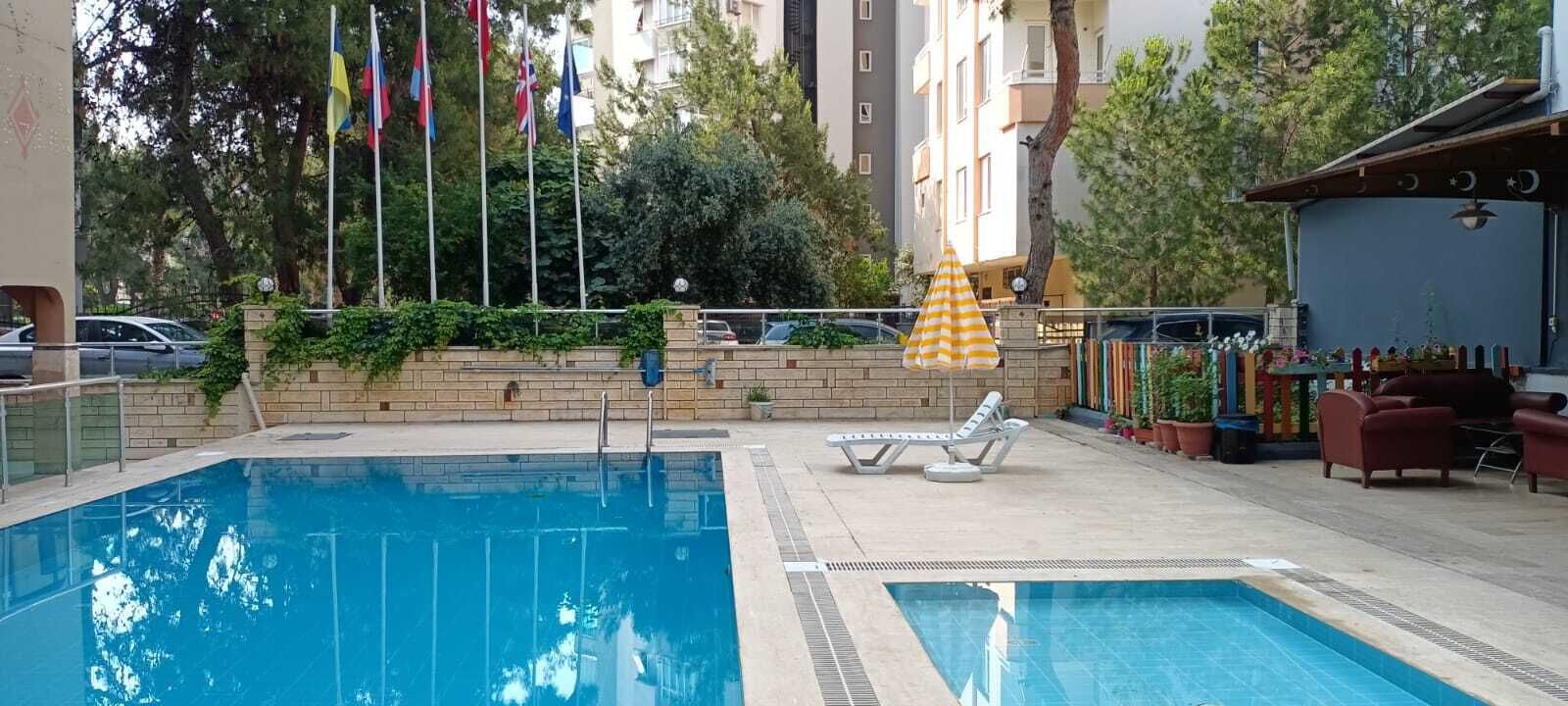 Foto - Grand Lavin Hotel