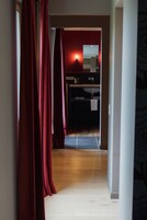 Suíte luxo, 1 quarto, vista para o rio | Banheiro | Chuveiro, produtos de toalete grátis, secador de cabelo 