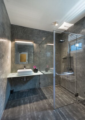Bathroom sink - Epic Unawatuna (Unawatuna)