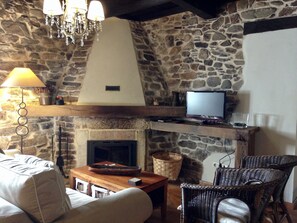 อพาร์ทเมนท์, 2 ห้องนอน (La Veiga el Molín) | ห้องนั่งเล่น | ทีวีจอแบน