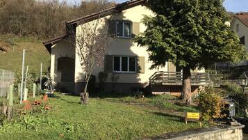 Fachada da propriedade