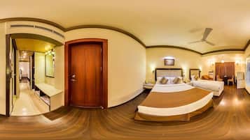 Premium bedding, in-room safe, laptop workspace, soundproofing