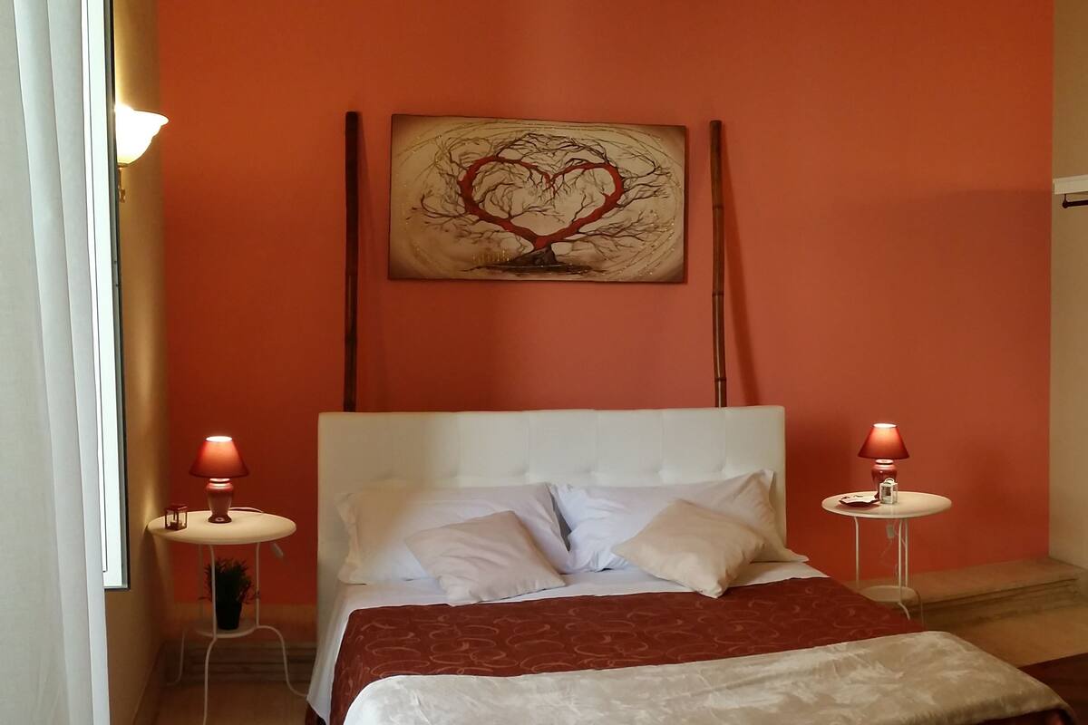 Comfort Double Room | In-room safe, desk, soundproofing, iron/ironing board (on request)