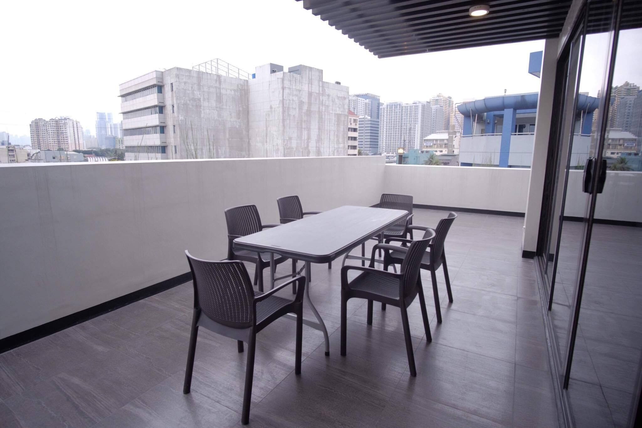 penthouse suite | terrace/patio