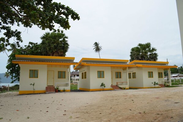 Exterior - Baan Chomlay Resort (Khanom)