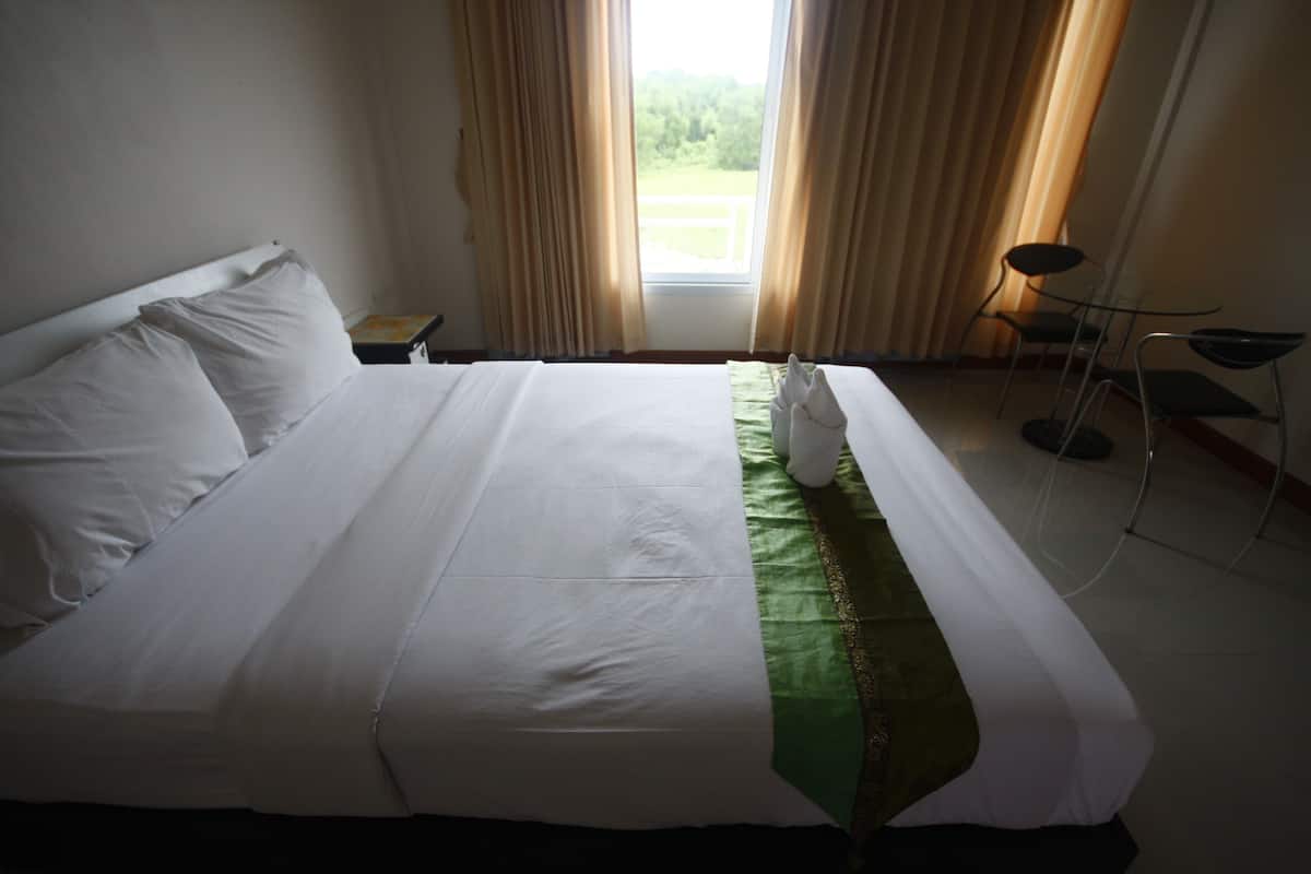 Standard Double Room | Desk, blackout drapes, WiFi (free)