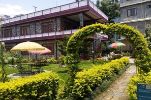 Property entrance - Galaxy Inn Guest House (Pokhara)