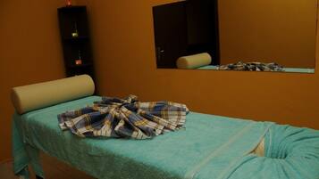 Sauna, baño turco o hammam y tratamientos corporales