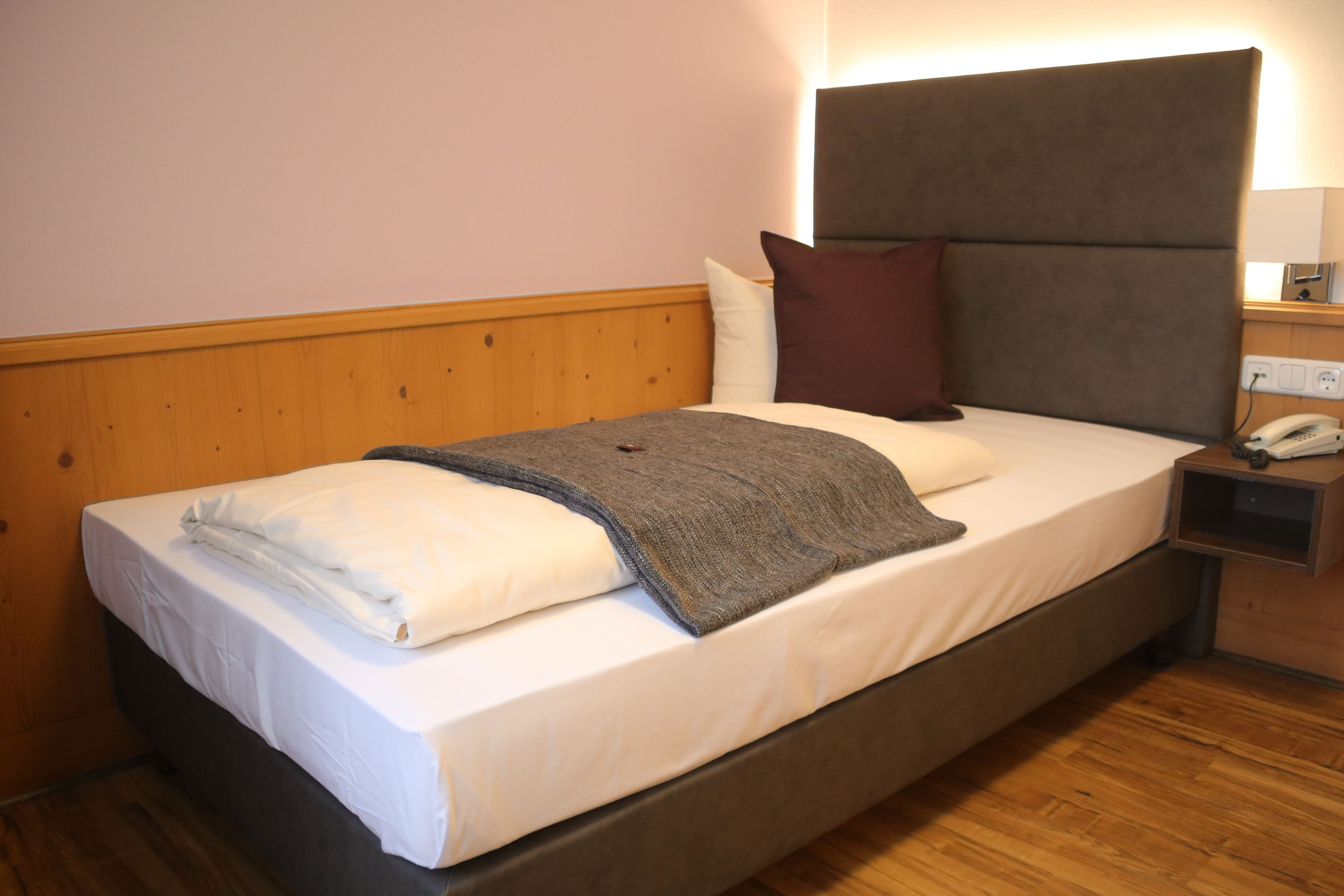 single room | in-room safe, desk, blackout curtains, free wifi