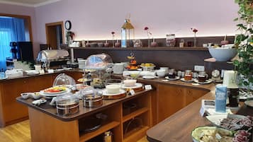Daily buffet breakfast (EUR 10 per person)