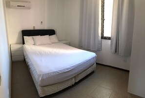 Apartment, 2 Bedrooms | 2 bedrooms, free WiFi - Apartamento em Caiobá (Matinhos)