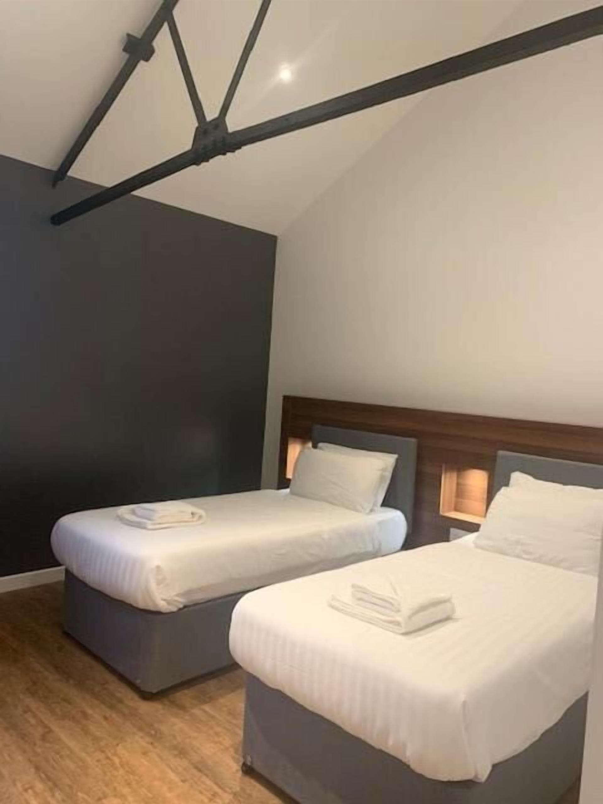 1 bedroom, hypo-allergenic bedding, individually furnished