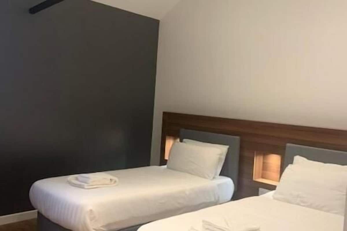 1 bedroom, hypo-allergenic bedding, individually furnished