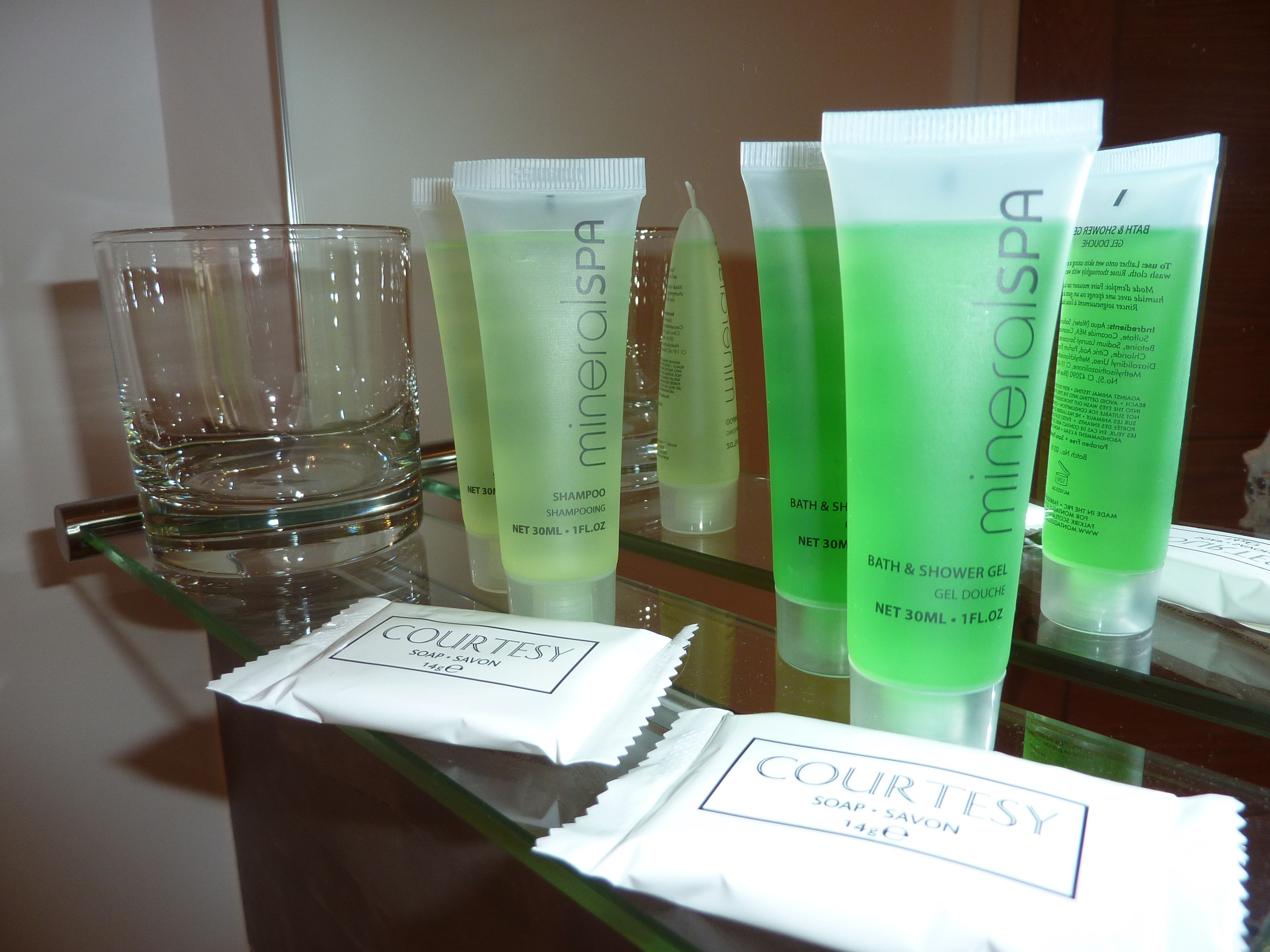 deluxe double or twin room, private bathroom | 1 bedroom, hypo-allergenic bedding, individually furnished