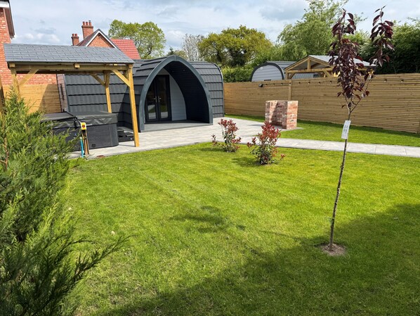 Front of property - Oakwood Farm Mews (Chester)