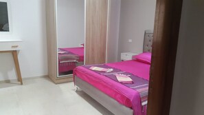 Deluxe Apartment, 1 Bedroom | 1 bedroom, premium bedding, individually decorated